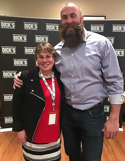 Tech Talk Thursdays @ DICKS Sporting Goods with Brett Keisel 